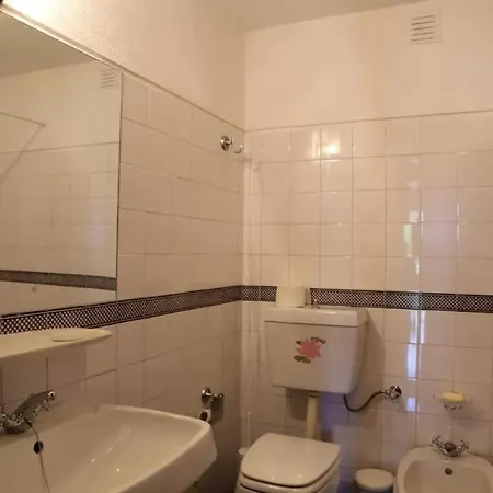 Comfortable House In With Shared Pool Guia (Faro)